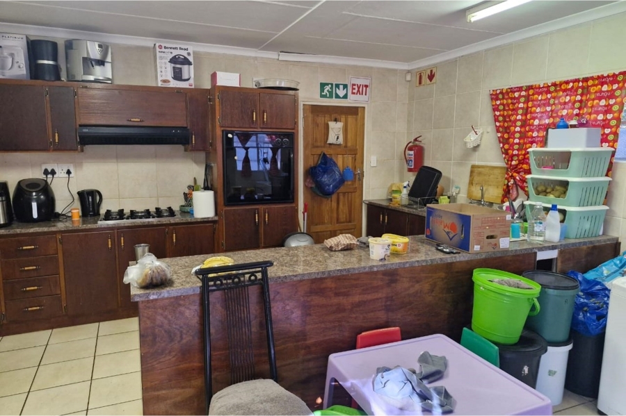 To Let 3 Bedroom Property for Rent in Wilkoppies North West